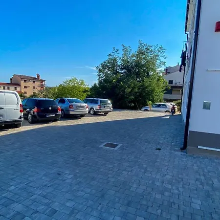 Korina & Dadi Appartement *